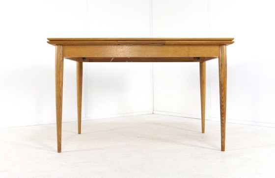 Image 1 of Table de salle à manger rectangulaire extensible « Embsen » vintage