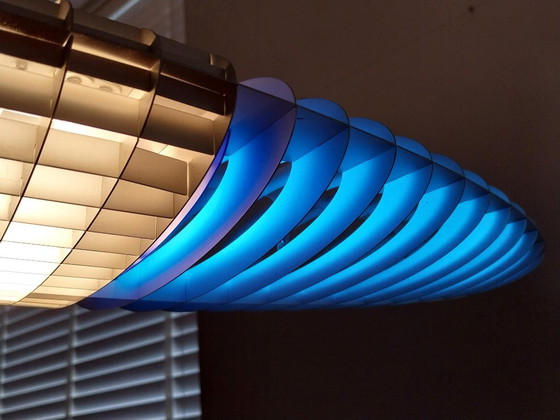 Luceplan Titania Pendant lamp, blue and silver, Aluminium, Plastic, Design (photo 8 of 10)