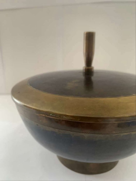 Image 1 of Scatola con coperchio Bonbonniere di Hans Przyrembel, Marianne Brandt, Alfred Lipovec, Bauhaus, ottone