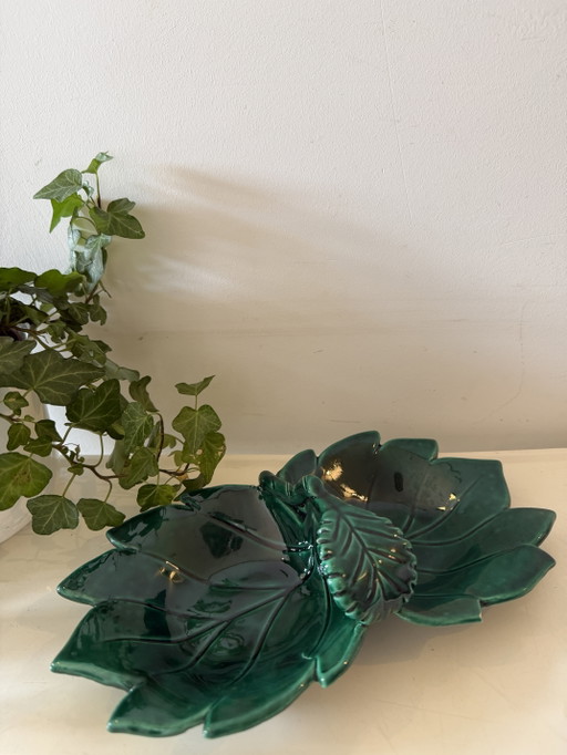 Plato para servir de color verde esmeralda de mediados de siglo – decoratieve objecten, Ceramic