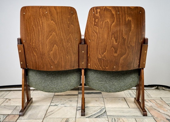 Image 1 of Vintage groene opklapbare bioscoopstoelen, jaren 70, Tsjechoslowakije