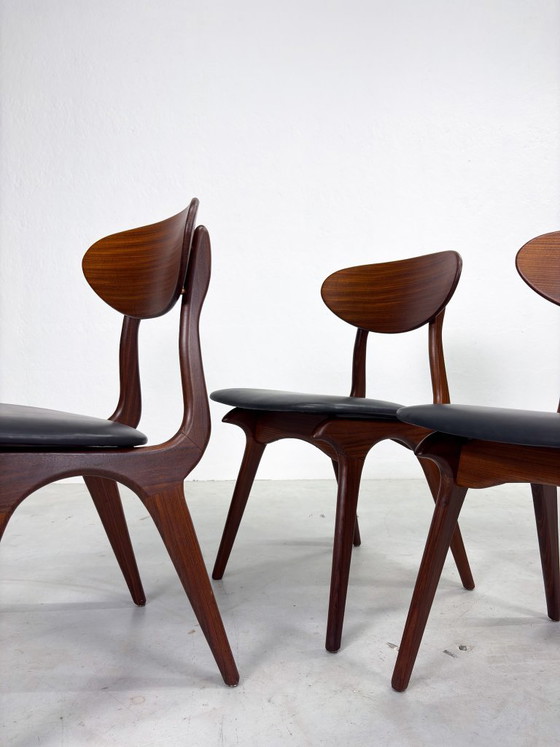 Set 'Snavel' Esszimmerstühle von Louis van Teeffelen – Wood, Leather (photo 7 of 20)