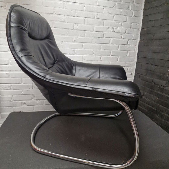 Fauteuil Label de Gerard van den Berg – Cuir, Métal (photo 3 of 10)
