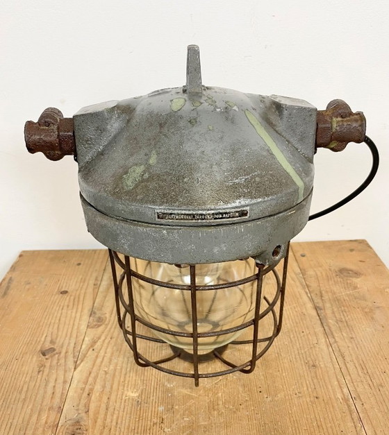 Image 1 of Dunkelgraue, explosionsgeschützte Industrielampe von Elektrosvit, 1960er Jahre