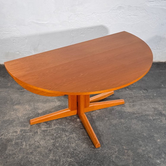 Image 1 of Drop Leaf Round Dining Table, 1960s