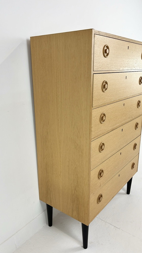 Cassettiera svedese vintage in impiallacciatura di rovere – Cassettiere, Legno (photo 9 of 15)