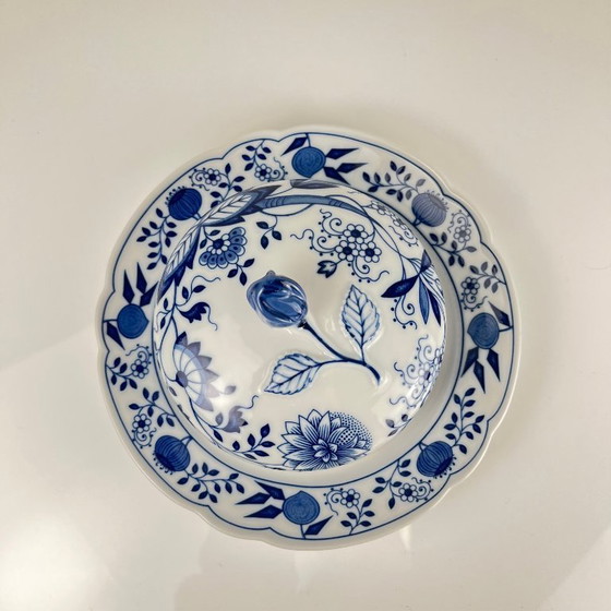 Image 1 of Grote ronde botervloot Hutschenreuther blauw uien porselein Duitsland vintage zeldzaam