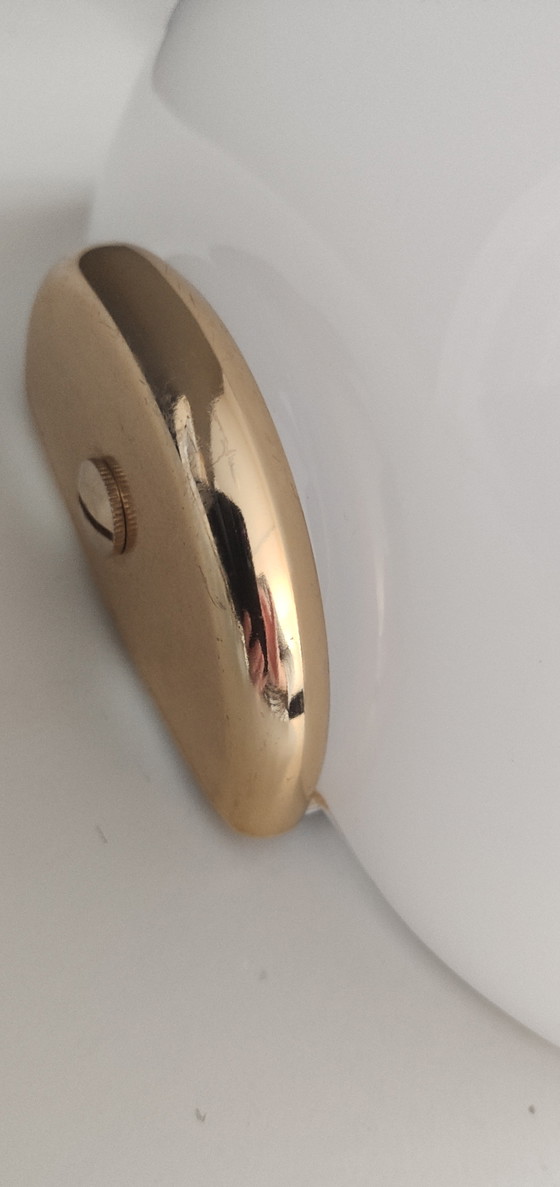 Image 1 of Vintage Vetri Murano Wandlamp, Hollywood Regency Stijl, Gelaagd Opaalglas met Messing, Jaren '70