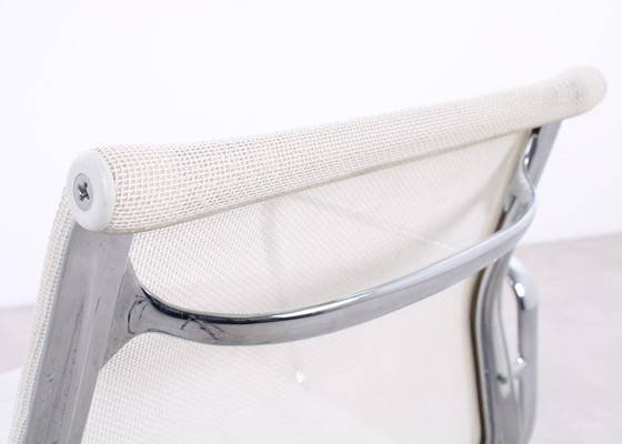 Image 1 of Vitra Eames Aluminum Chair EA108