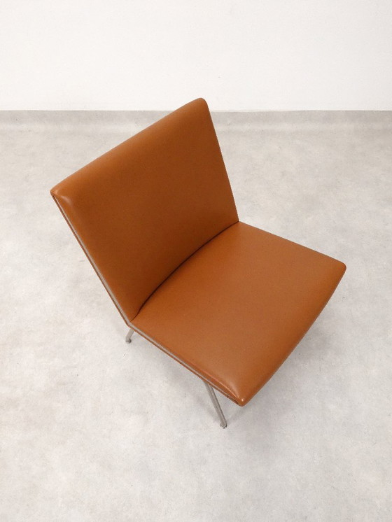 Image 1 of Poltrona da aeroporto CH401 di Hans J. Wegner