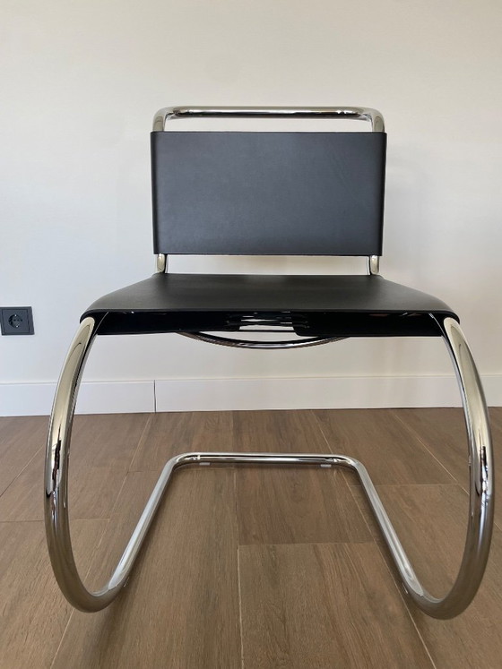 MR Chair Original De Ludwig Mies Van Der Rohe Para Knoll – Sillas de comedor, Leather (photo 3 of 6)