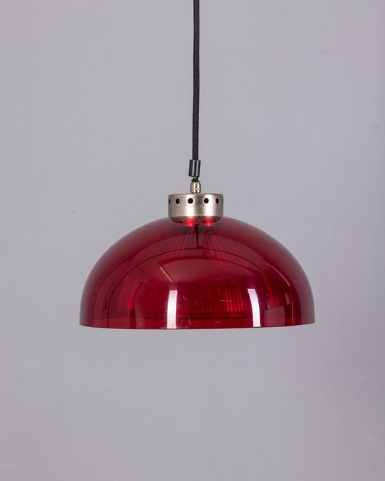 Image 1 of LAMPADA A SOSPENSIONE VINTAGE ANNI 80 IN PLEXIGLASS ROSSO DESIGN ITALIANO