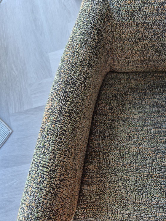 Image 1 of Poltrona Cheo con rivestimento in tessuto tweed e pouf