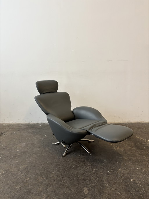 Poltrona di design Cassina Dodo, pelle grigia, come nuova