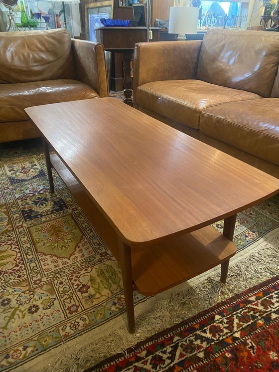 Image 1 of Mahonie-Houten-Salontafel aus der Mitte des Jahrhunderts 