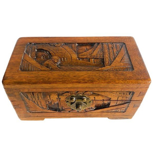 Oriental antique jewelry box camphor box