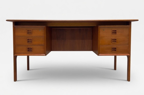 Image 1 of Scrivania direzionale in teak di Arne Vodder per Brouer, anni '60