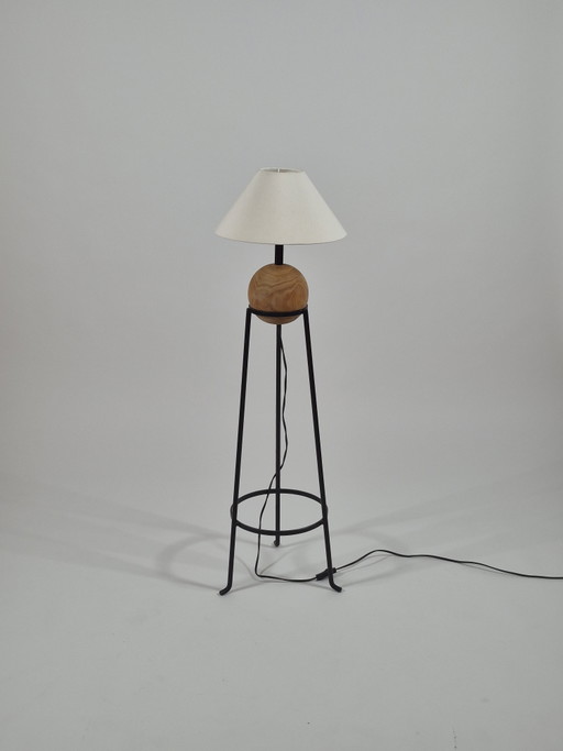 Lampadaire minimaliste postmoderne vintage en bois et métal – vloerlampen, Metal, Wood