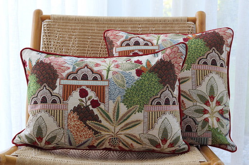 Multicolored Jacquard cushion