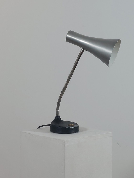 Image 1 of Lampada da tavolo vintage Hillebrand di metà secolo, lampada da scrivania a collo di cigno, finitura arricciata, anni '60