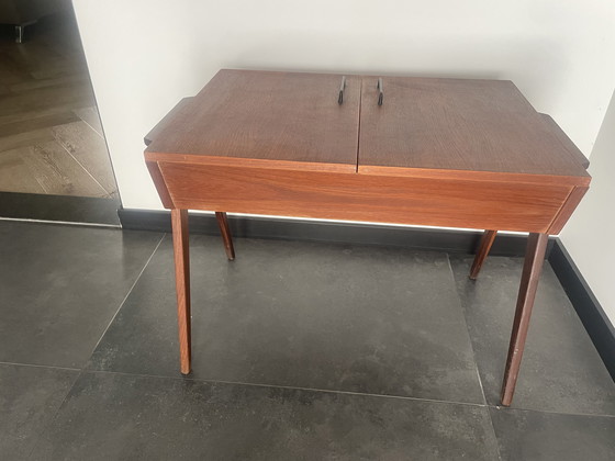 Image 1 of Mesa de costura de mediados de siglo en teca de Ilse Möbel, años 50