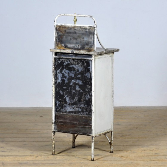 Image 1 of Comodino, circa 1920