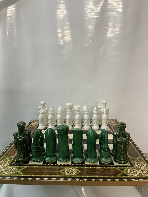 Juego de ajedrez de cerámica grande con tablero. – Objetos decorativos, Ceramic (photo 4 of 7)