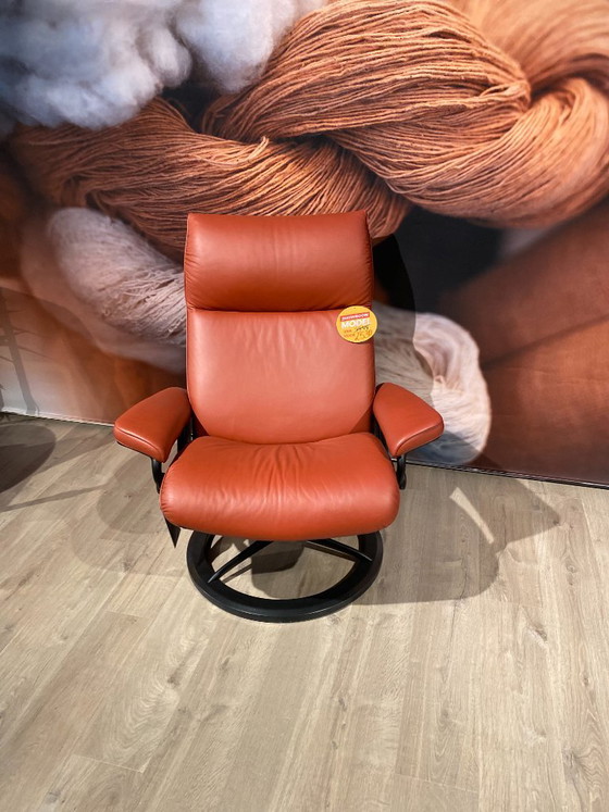 Stressless Aura L recliner, Adjustable recliner chair, Leather, Metal, Orange, Scandinavian (photo 7 of 10)