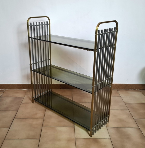 Image 1 of Italian shelf in chromed metal, brass and glass. 1970s.