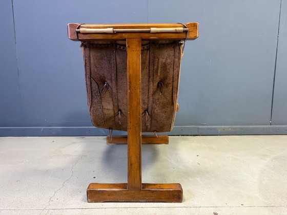 Vintage brutalistische Braziliaanse fauteuil uit de jaren 60. – Stoelen / fauteuils, Leather, Wood (photo 6 of 16)