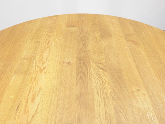Image 1 of Solid oak dining table | Brutalist | Round