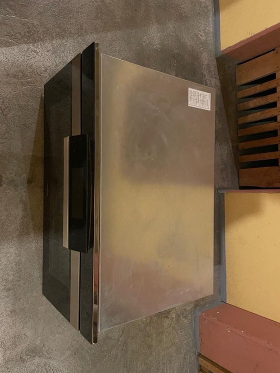 Image 1 of Miele Built In 90cm Wide Single Oven 