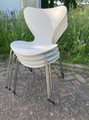 4 sillas Butterfly Chair 3107 de Arne Jacobsen/Fritz Hansen - blancas - ¡como nuevas!