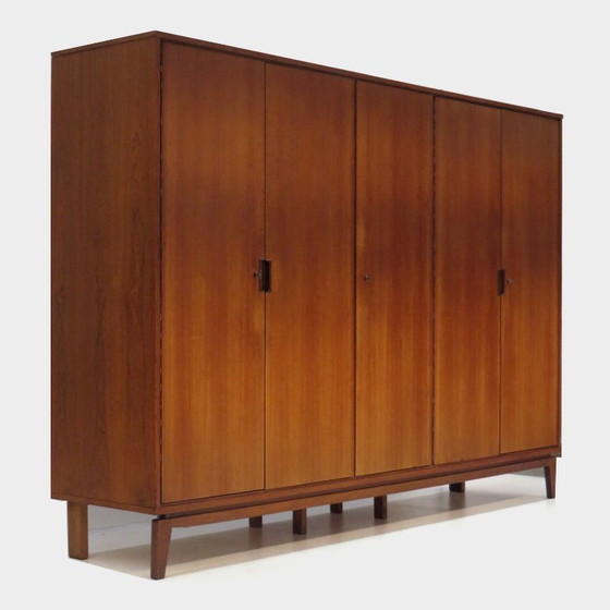 Image 1 of Grande armoire vintage 5 portes en teck, style moderne du milieu du siècle, années 1960