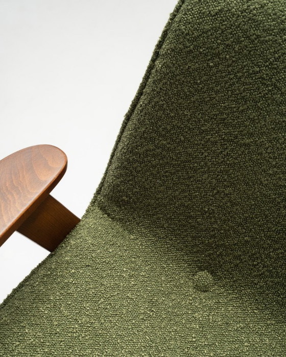 Image 1 of Fauteuil restauré de style moderne du milieu du XXe siècle : J. Chierowski, modèle 366