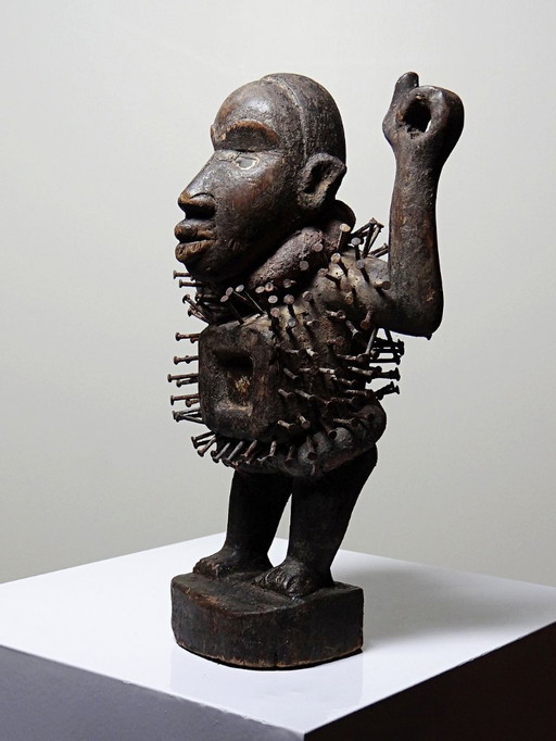 Nkisi Nkonde nail fetish, Kongo people, Congo, mid-20ᵉ century