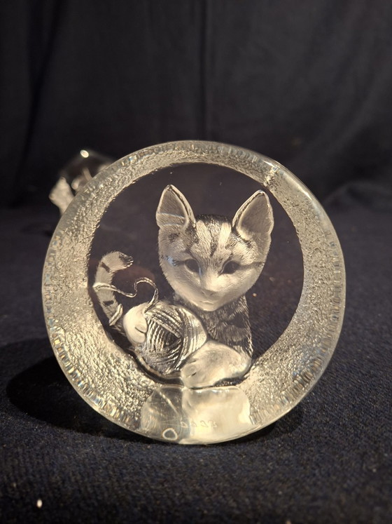 Mats Jonasson Kristall Briefbeschwerer, Dekorative Objekte, Glas, Transparent (Foto 2 von 5)