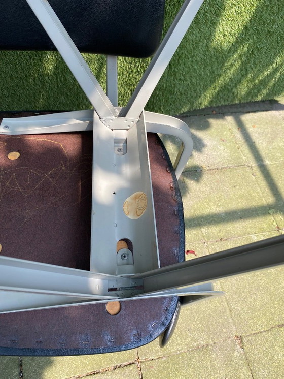 Image 1 of 3х Friso Kramer chairs