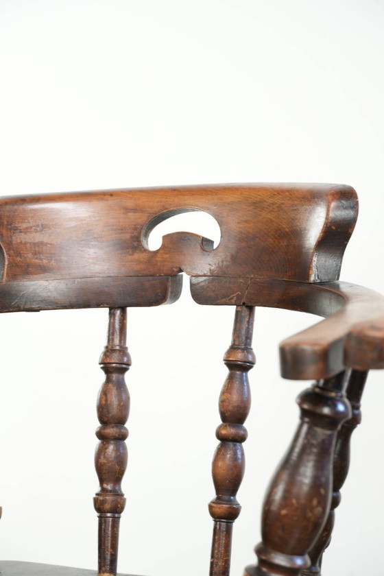 Image 1 of 4 x Antique wooden English pub/captain chairs from the late 19th century with character