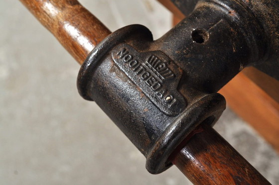 Image 1 of Vintage Beuken- en Eikenhouten Werkbank Nooitgedagt / Dressoir