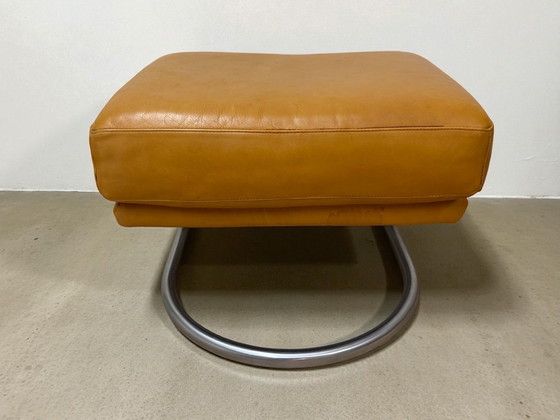 Image 1 of Montis Madonna armchair met hocker
