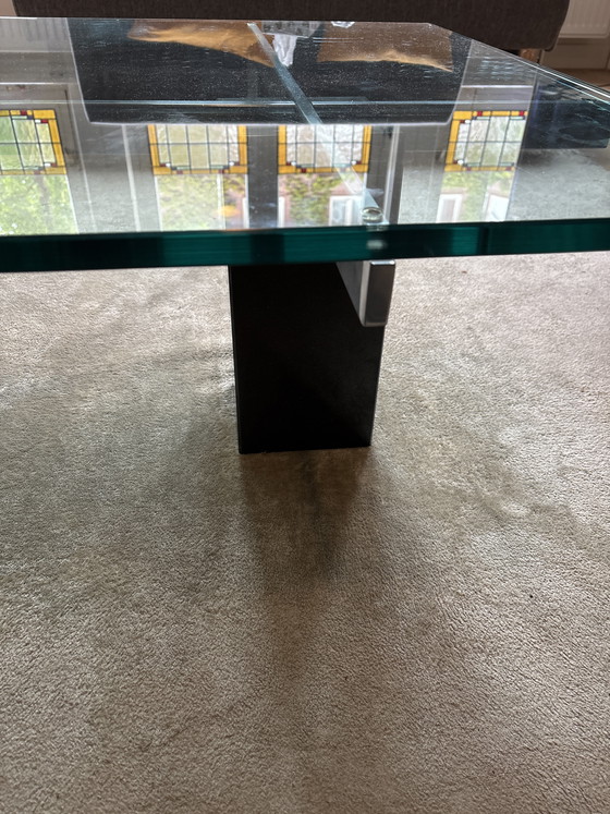 Image 1 of Design de table basse rétro en verre