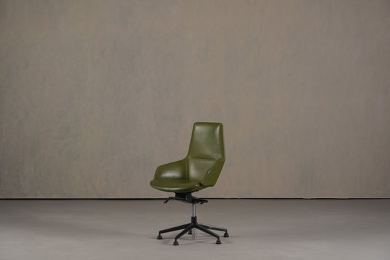 Image 1 of Fauteuil de bureau Aston en cuir, par Arper, Italie, années 2000