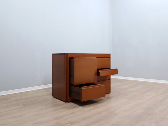 Image 1 of Mobile bar serie Angelo Mangiarotti 4D in noce nazionale anni '70