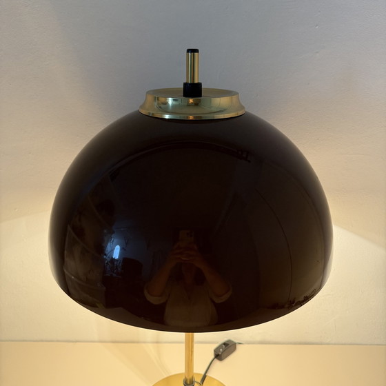 Image 1 of Lampada da tavolo vintage a fungo con base in metallo dorato , anni '70