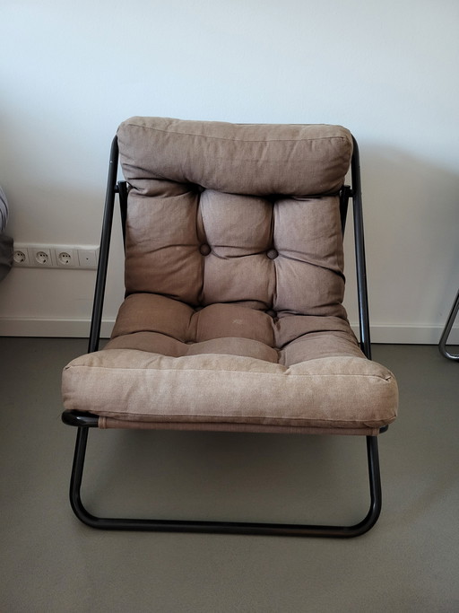 Klappbarer Liegestuhl aus den 1980er Jahren