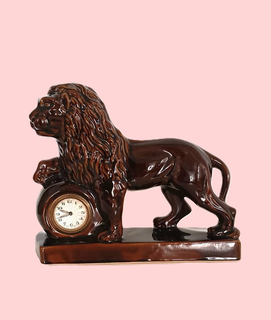 Image 1 of Reloj de repisa Scheurich en forma de león