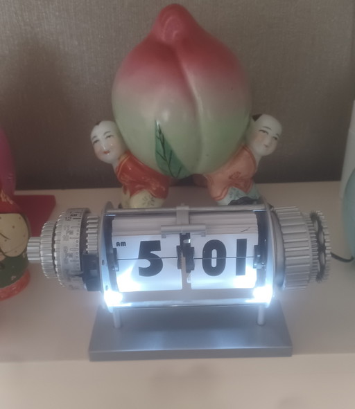 Green Lantern Bomba flip clock industrieel Dutch design klok