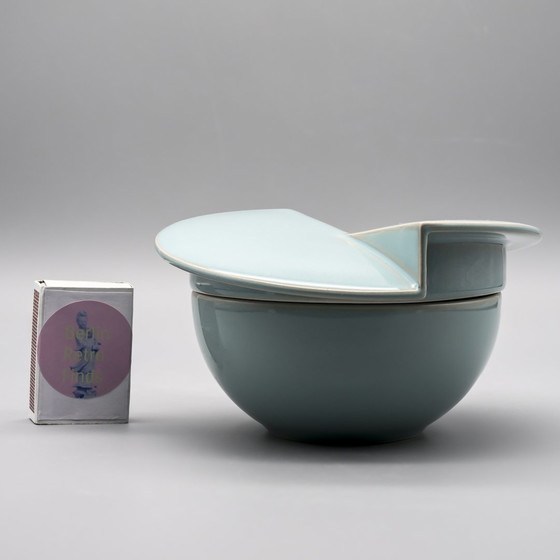 Image 1 of Vase à couvercle sculptural de Jan van der Vaart pour Rosenthal Studio-Linie Porcelaine émaillée turquoise 90s