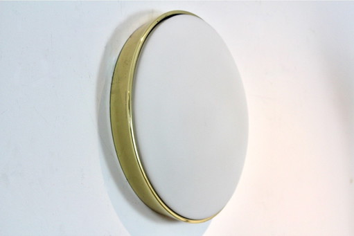 Grote Glashütte Limburg Messing & Opaalglas Wandlamp, Voorraad van 9
